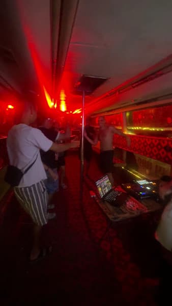 Hình ảnh THE LOCAL BAR - 7