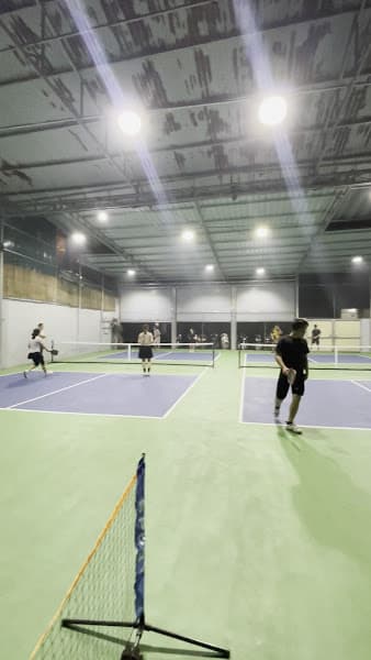 Hình ảnh The Pit-Stop Pickleball Club - 2