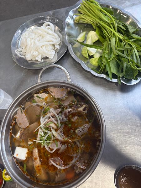 Hình ảnh Quán Lẩu Bò Sìl Mỳ - 5