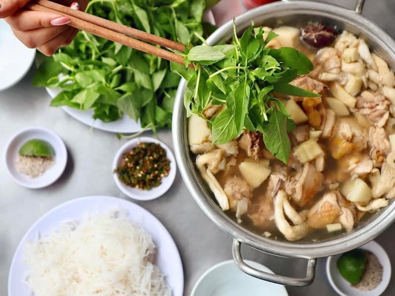 Hình ảnh LẨU GÀ LÁ É TAO NGỘ - LẨU CÁ TẦM ĐÀ LẠT - 4