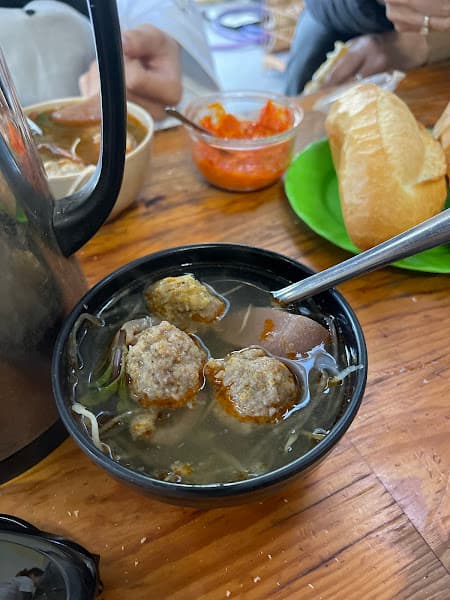 Hình ảnh Quán 28, bánh mì xíu mại, bánh căn - 3