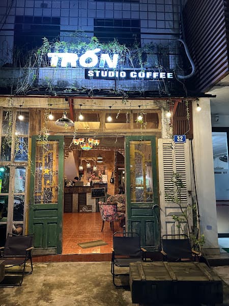Trốn Studio Coffee