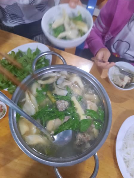 Hình ảnh Lẩu gà lá é tao ngộ - 3