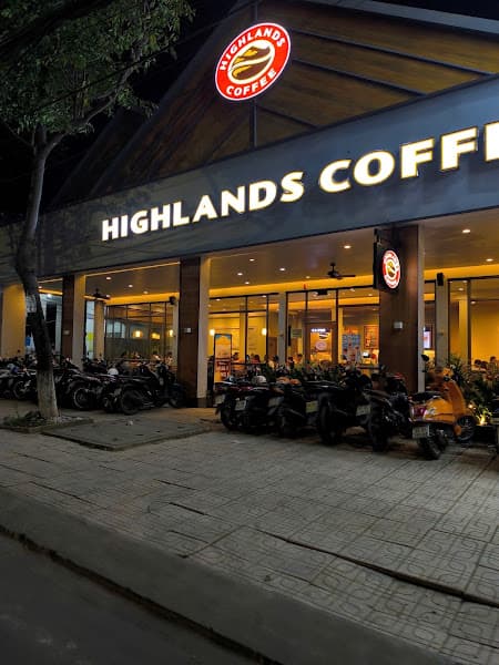 Ảnh bìa HIGHLANDS COFFEE