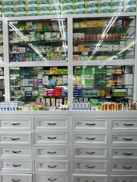 Hình ảnh Nhà Thuốc FPT Long Châu - 4