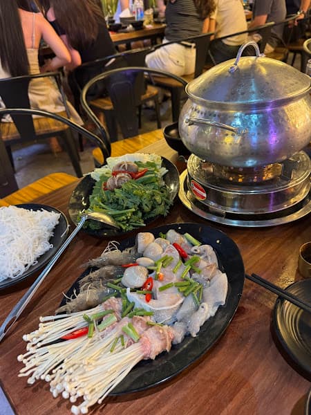 Hình ảnh Lantern Garden - 3