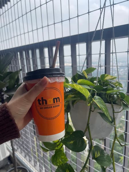 Hình ảnh Thơm Juices, Smoothies N More - 2