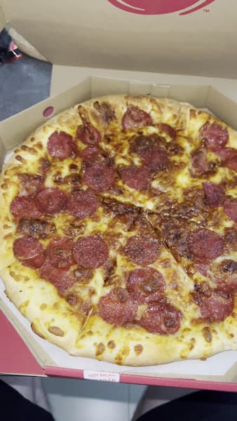 Hình ảnh Pizza Hut Phạm Hùng - 3