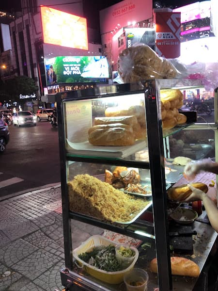 Ảnh bìa Bánh Mì Oanh