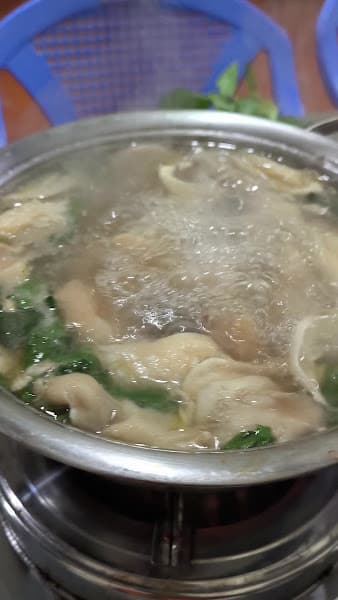 Hình ảnh Quán Y Gốc - Lẩu gà Lá É Phú Yên - 3