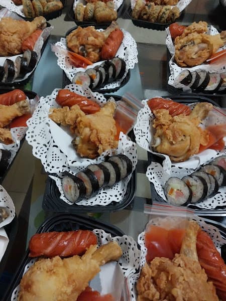 Quán Ăn Vặt Nhà Thỏ