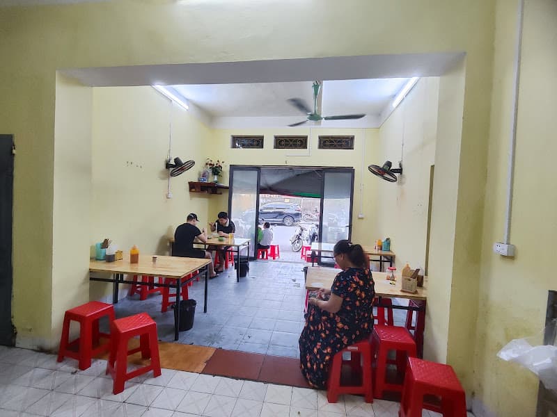 Ảnh bìa Phở gia truyền Trần Sinh (Gan cháy Đáp Cầu)