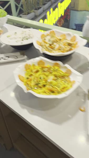 Hình ảnh Golden Bay Buffet Lẩu Nướng Hải Sản - 3