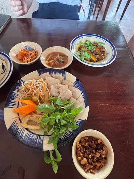 Hình ảnh Cơm Cườm - Cơm gia đình chuẩn vị Huế - 2