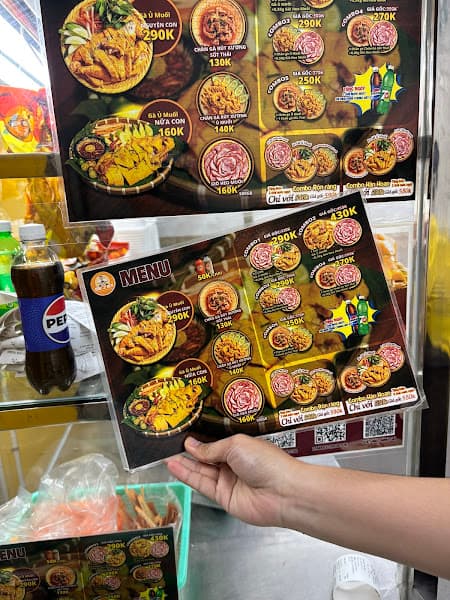 Hình ảnh Bác 2 Voi: Gà Ủ Muối Đậm Vị - Tp. Cần Thơ - 4