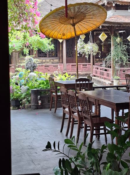 Hình ảnh Mandarin Coffee & Restaurant - 2