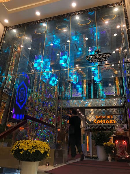 Hình ảnh KARAOKE HOÀNG ĐẾ CAESARS - 3