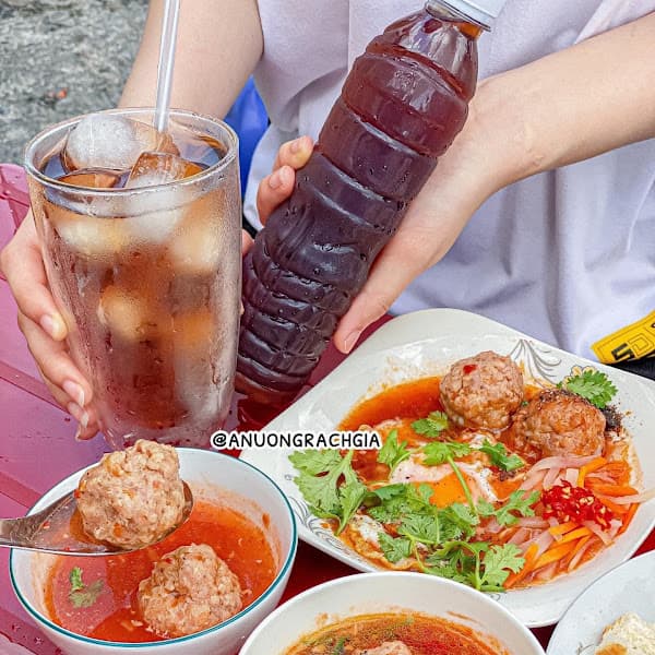 Hình ảnh Bánh mì xíu mại Hoa Cúc - 3