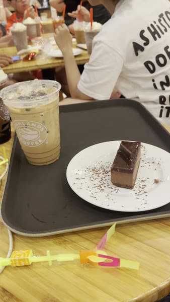 Hình ảnh Highlands Coffee 270C Bach Dang HCMC - 3