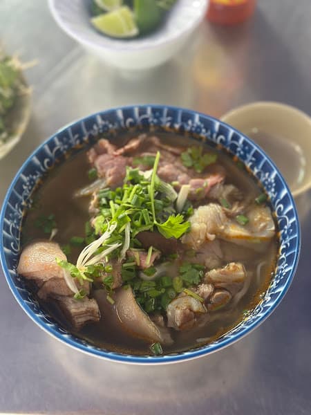 Hình ảnh Bún bò huế Bà Triệu - 3