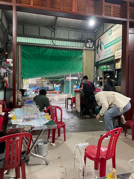 Bánh Mì Chú Khánh