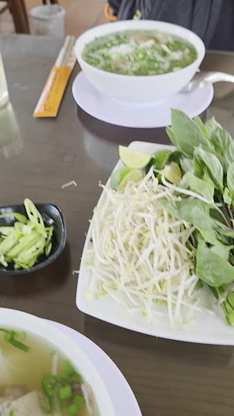 Hình ảnh Phở Lý Quốc Sư - Mai Xuân Thưởng - 2