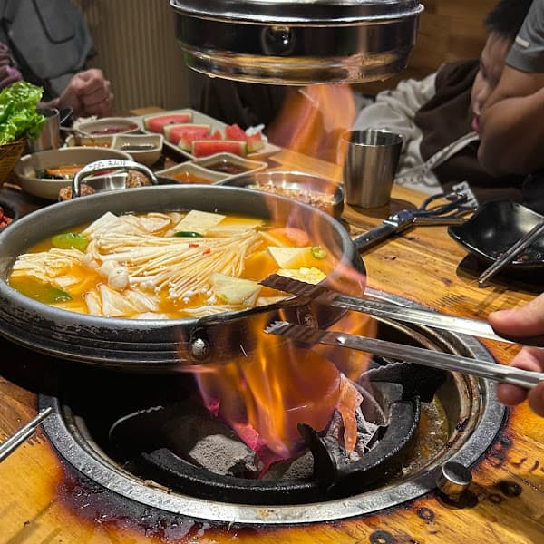 Hình ảnh Deagun 83 Rùa Vàng Buffet Nướng Lẩu Hàn Quốc Thành Phố Việt Trì - 3