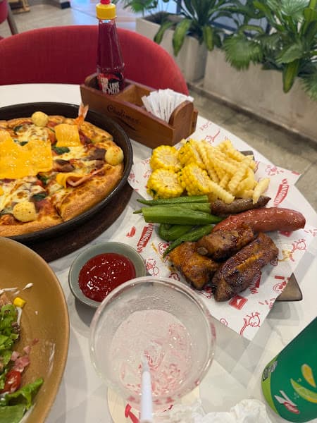 Hình ảnh Pizza Hut - 2