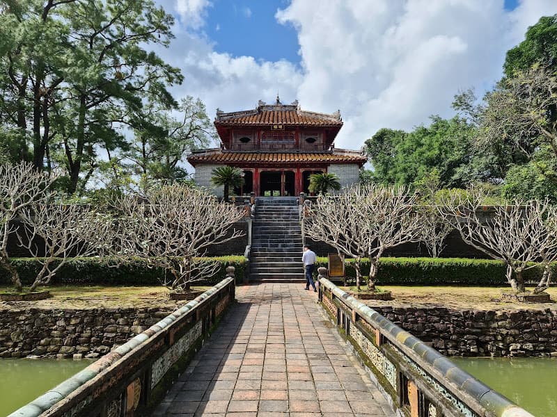 Ảnh bìa Hiếu Lăng - lăng mộ Hoàng đế Minh Mạng