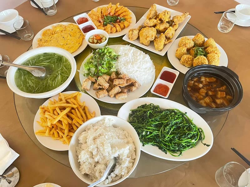 Hình ảnh Nhà Hàng Hạ Long Center (Happy Marina cũ) - 6