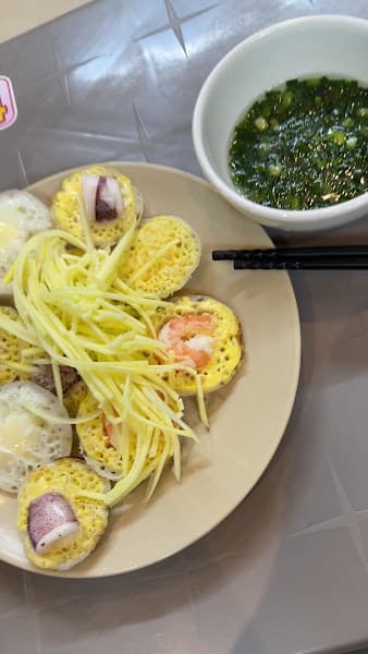 Hình ảnh NHÀ TRÒN - bánh căn Đà Lạt đường 79 - 2