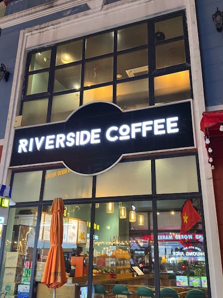 Hình ảnh The Riverside Coffee Grand World Phú Quốc - 커피 하우스 - 5
