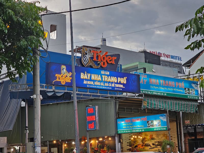 Ảnh bìa Nha Trang Phố Quán