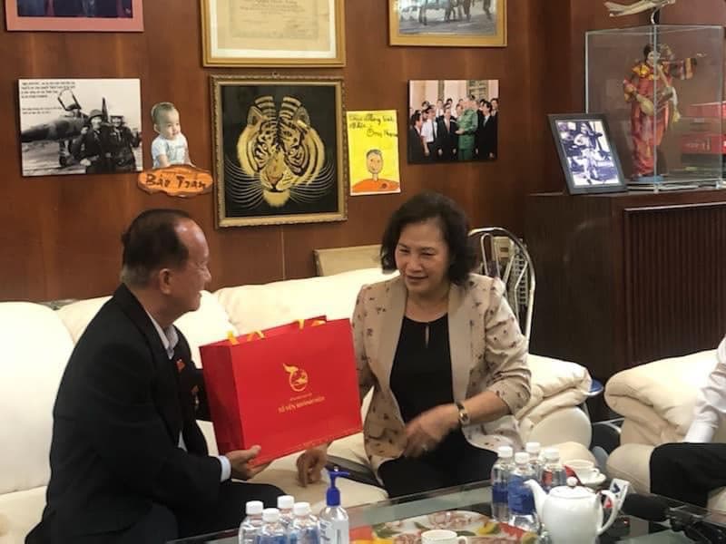 Hình ảnh Yến sào cung đình thượng hoàng 4 - 3