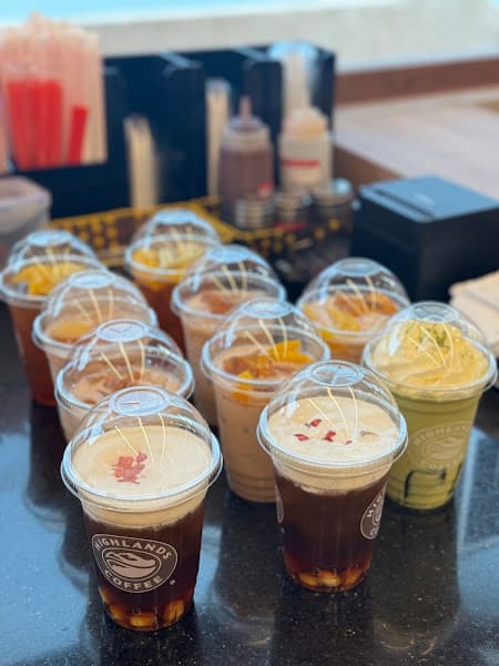 Hình ảnh Highlands Coffee Làng Nương - 2