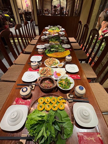 Hình ảnh Nhà hàng Hoàng Tâm - Nguyễn Cảnh Chân - 7