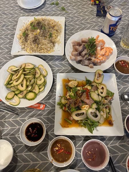 Hình ảnh Quán Ăn Gia Đình Gà Chỉ - 10