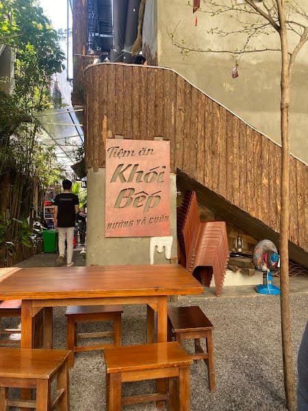 Tiệm Ăn Khói Bếp