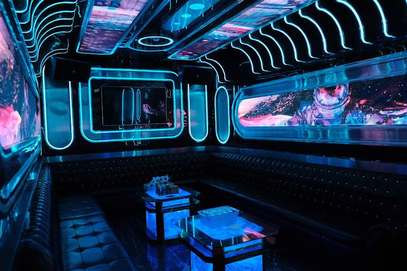Hình ảnh Karaoke Royal Club - 26 Phố Nhổn - 6