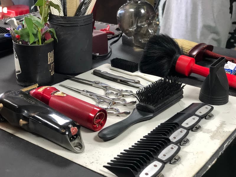 Ảnh bìa Olympuss Barber Shop