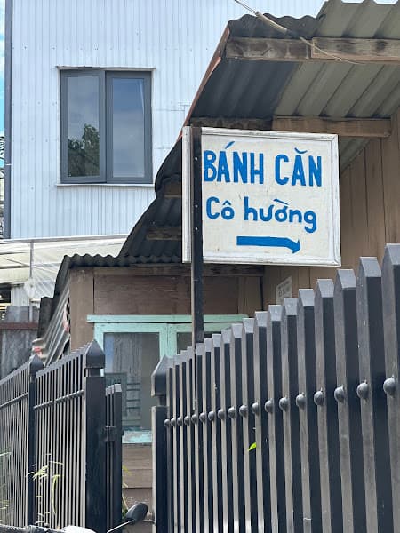 Bánh căn Cô Hường