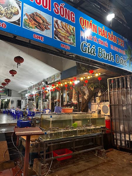 Ảnh bìa Quán cơm hải sản 737