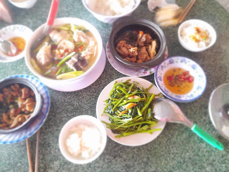 Hình ảnh Quán cơm bình dân Hồng Phương - 2