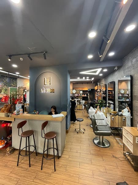 Hình ảnh HAIR SALON LÊ HIẾU - Hệ thống Salon Tóc Đẹp Lê Hiếu - 2