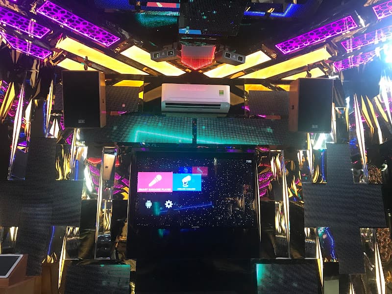 Ảnh bìa Karaoke Hoàng Phát