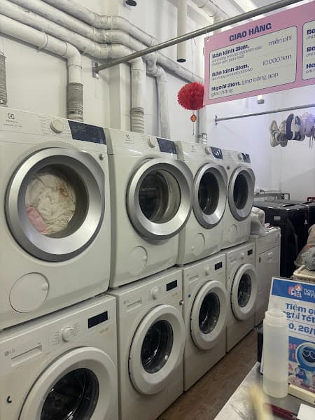 Ảnh bìa Tiệm giặt mẹ Finn