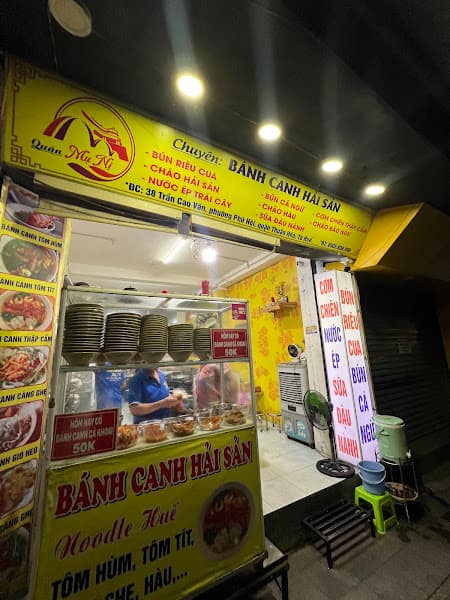 Bánh canh hải sản Mụ Nị