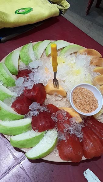 Hình ảnh Ngọc Lan - Chè khúc bạch, trái cây dĩa - 4