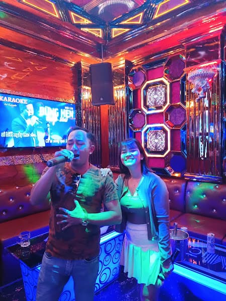 Hình ảnh Karaoke MIC - 10