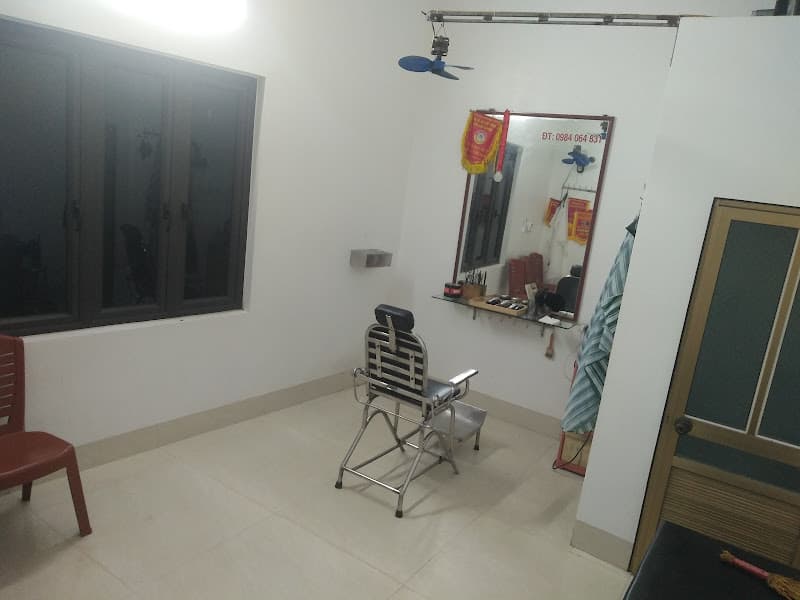 Hình ảnh Hùng Cắt Tóc - 2